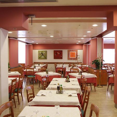 Hotel Ezzelino San Zenone Екстер'єр фото