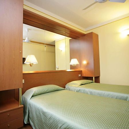 Hotel Ezzelino San Zenone Екстер'єр фото