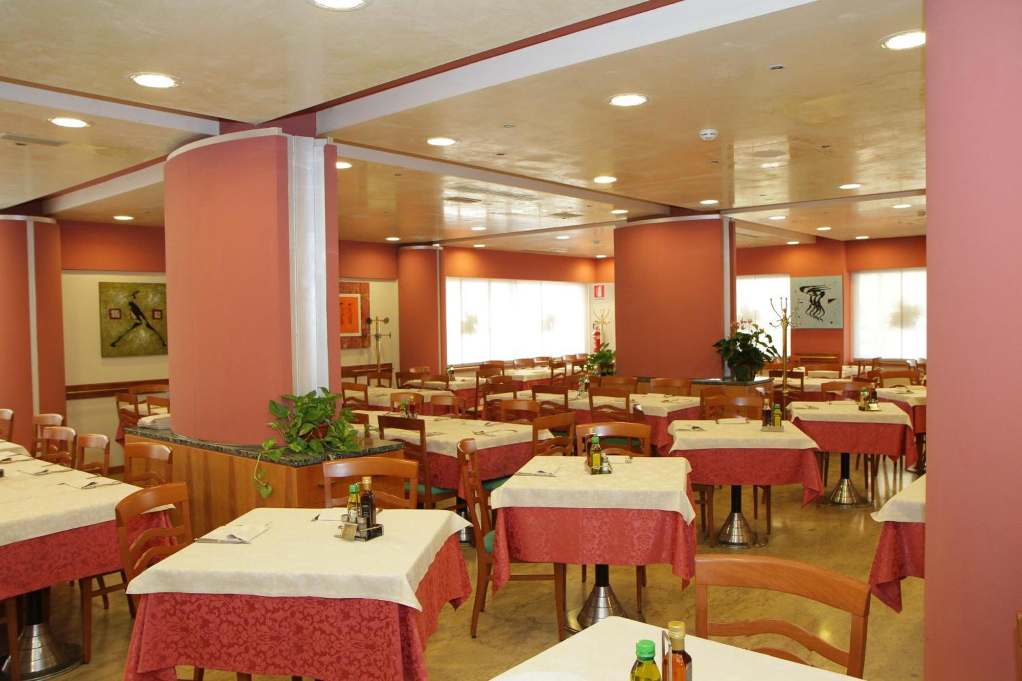 Hotel Ezzelino San Zenone Екстер'єр фото
